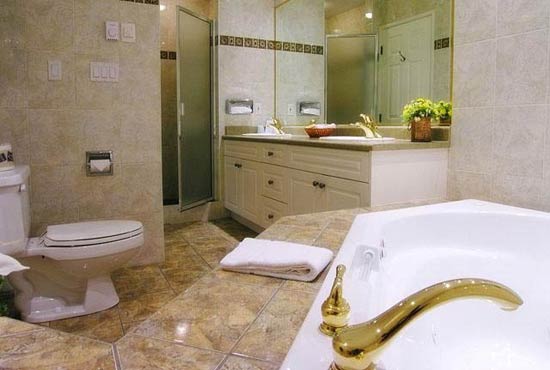 Sunshine Coast Executive Penthouse Bathroom